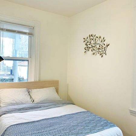 4 Bedroom Condo At Harvard Square And Harvard University Кеймбридж Екстериор снимка