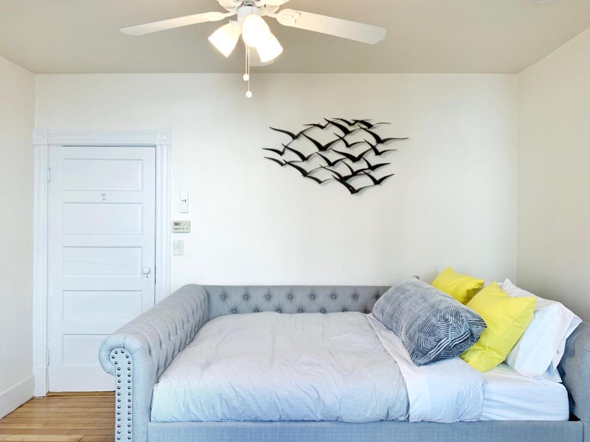 4 Bedroom Condo At Harvard Square And Harvard University Кеймбридж Екстериор снимка